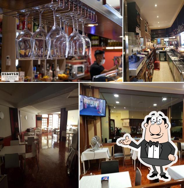 El interior de AZKOYEN Bar-Restaurante