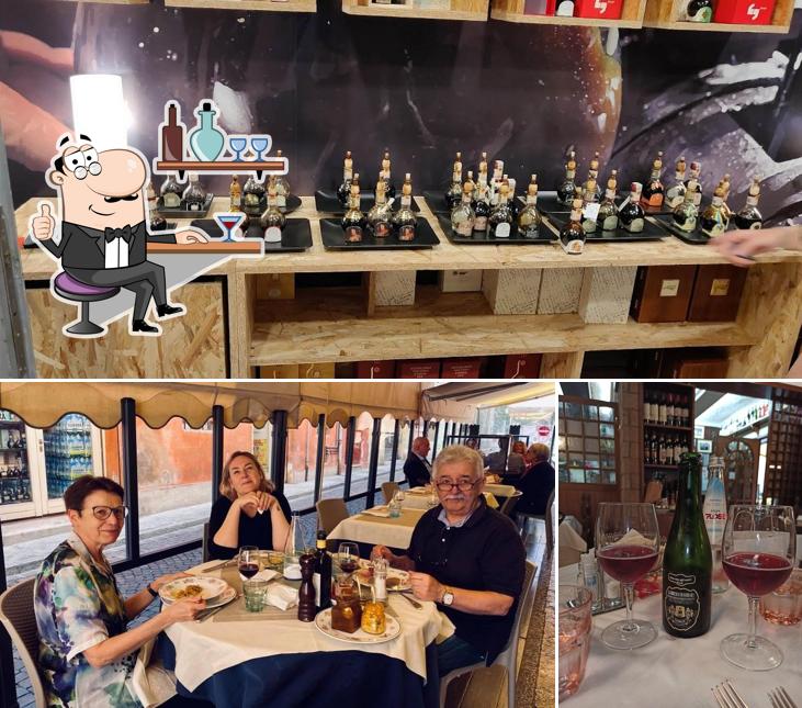 La interni e vino del ristorante