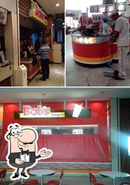 Look at this pic of Bob's Burger - Avenida Dom João VI