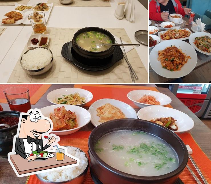 Еда в "Ресторане "Корейском Доме""