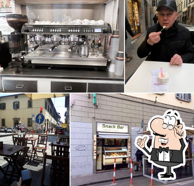 Gli interni di Caffè accademia