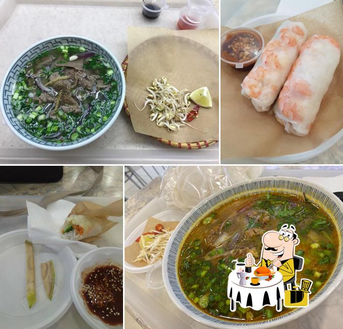Блюда в "Pho Viet"