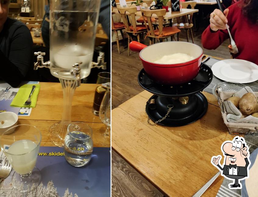 Dai un'occhiata agli interni di Auberge du Grand-Sommartel Sàrl
