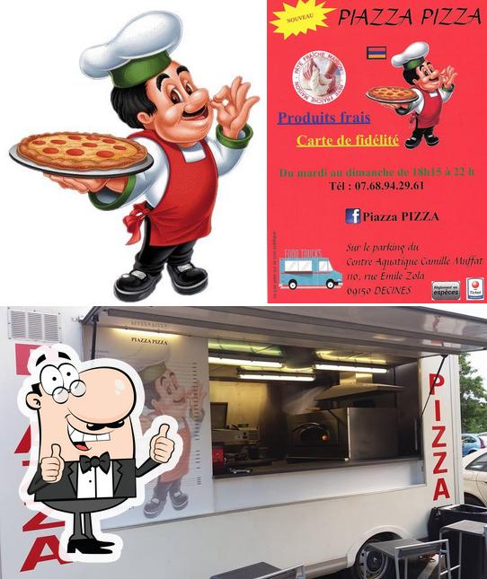 Voir cette photo de Piazza Pizza