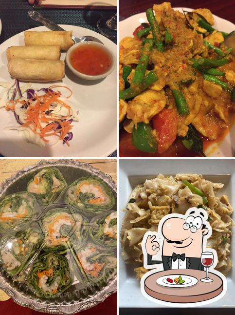 Food at Raan Thai
