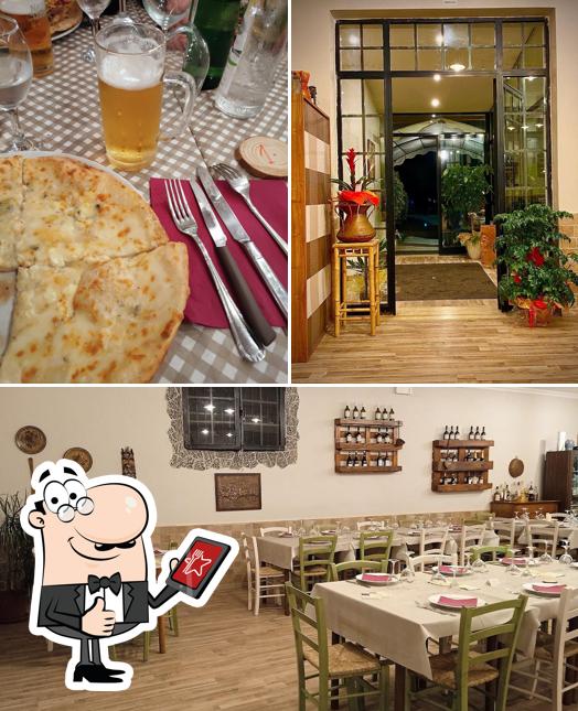 Vedi la foto di Pizzeria con cucina Al Casaletto - Monterotondo