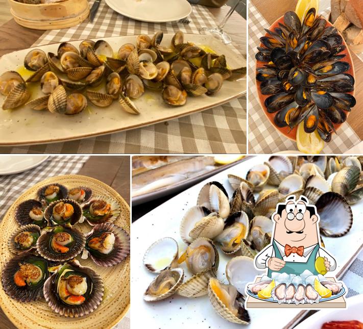 Отведайте блюда с морепродуктами в "A Noiesa Casa de Comidas"