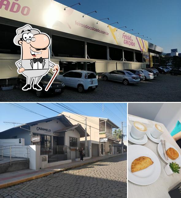 Confira a imagem ilustrando exterior e comida a Caramelo Cafeteria