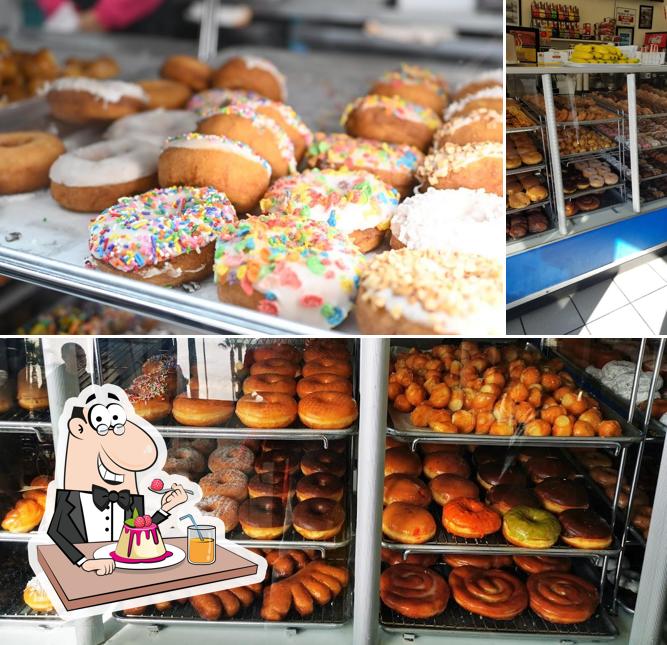 Seaside Donuts Bakery serves a variety of desserts