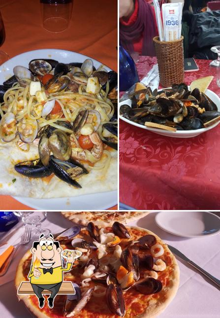 Prenditi la cucina di mare a La Mezza Luna 3