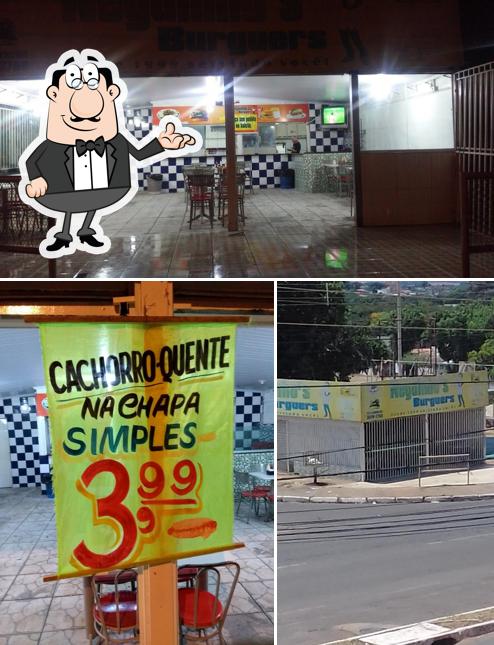 Entre diversos coisas, interior e exterior podem ser encontrados no Neguinho's Burger