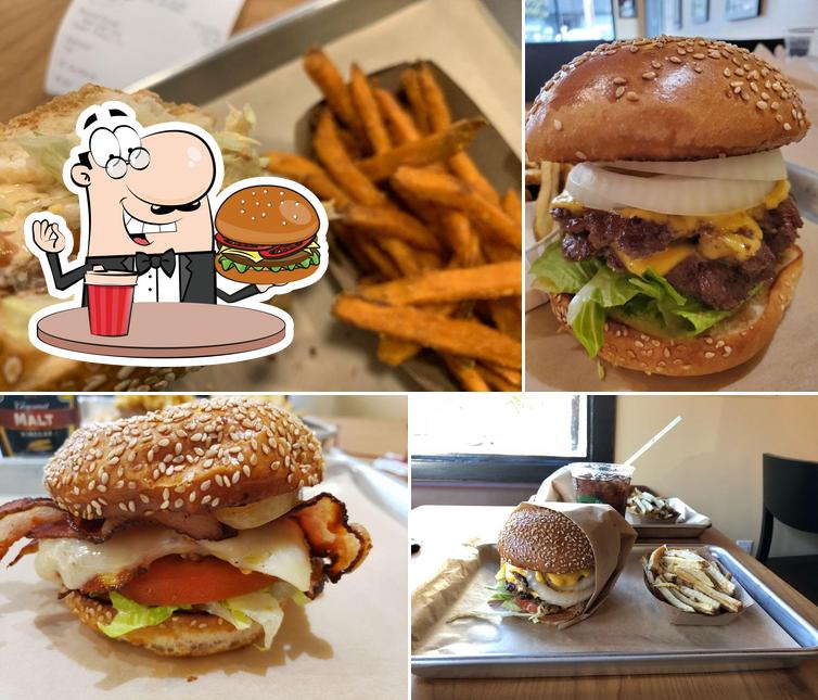 Попробуйте гамбургеры в "Hi-Way Burger & Fry"
