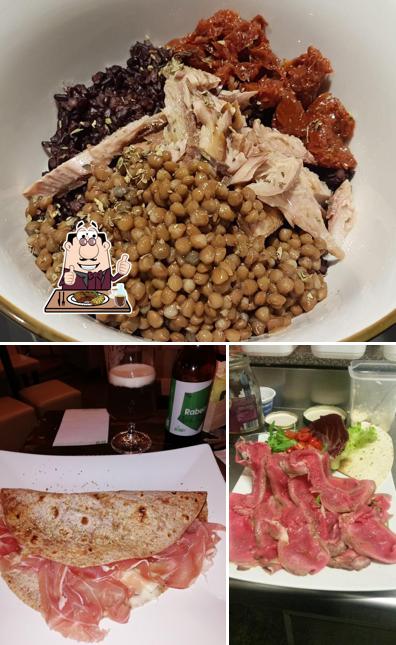 Ordina i un pasto a base di carne a Just Café