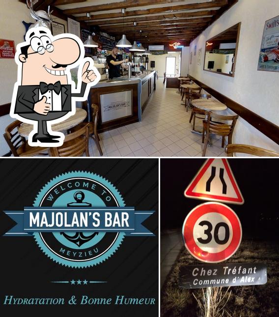 Voir cette photo de Majolan's Bar