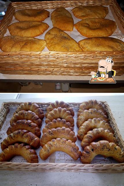 Еда в "Prăjituri de casă - Voichița"