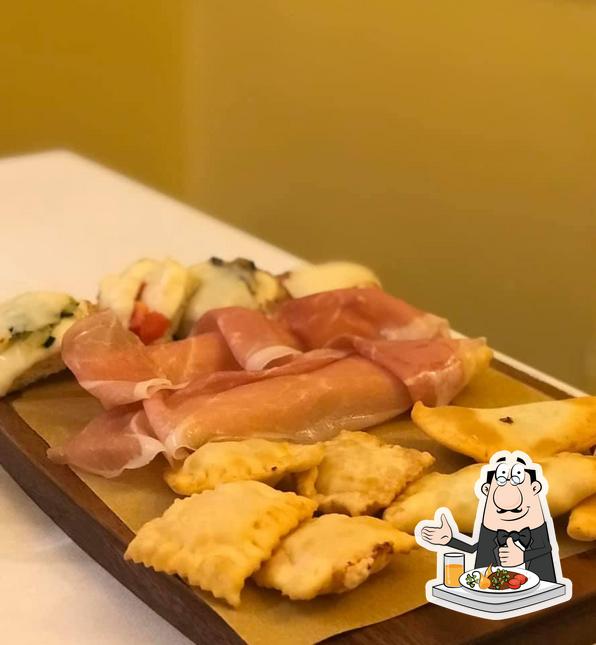 Cibo al Antica Trattoria Ugolini by Quelli Di Bacco