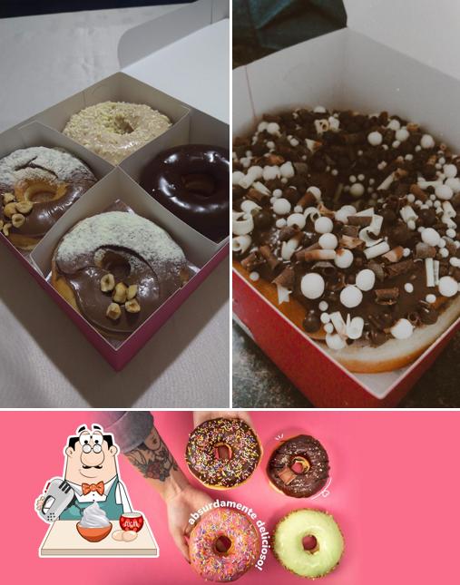 Dóffee Donuts & Coffee - Bigorrilho serve uma variedade de pratos doces