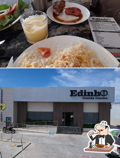 Comida em Edinho Comida Caseira