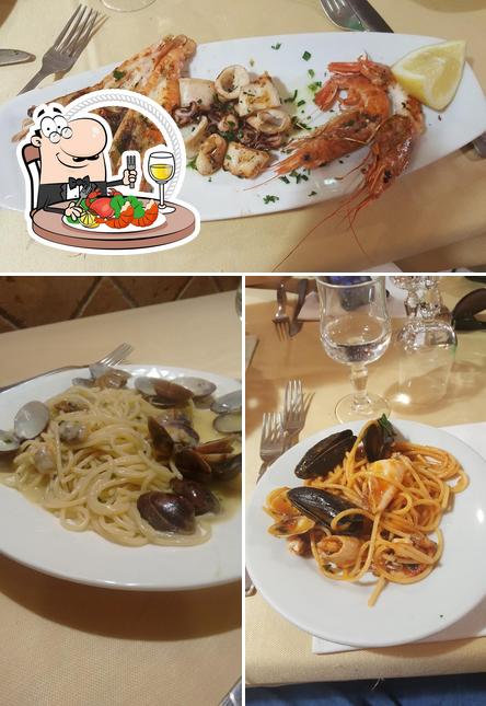 Order seafood at Vizi e Sfizi