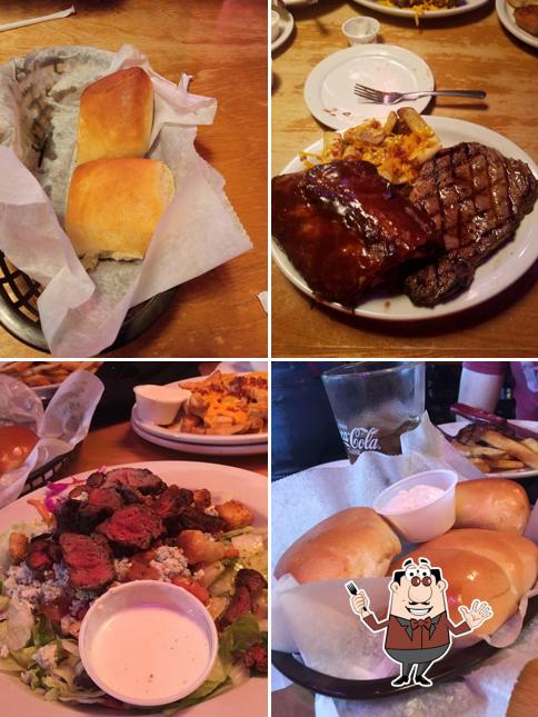 Food at Texas Roadhouse