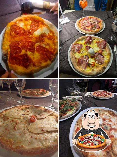 Prenditi una pizza a Ristorante Al Raffaello