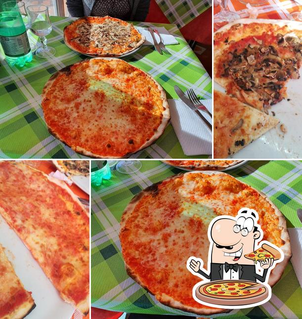Ordina una pizza a Bar Ristorante tabacchi Gattarelli Antonio & Pizzeria "La Esso"