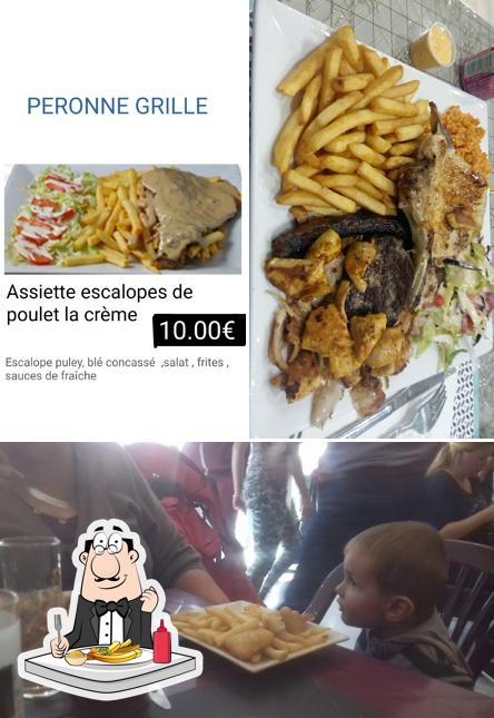 Dégustez des frites à Péronne Grill