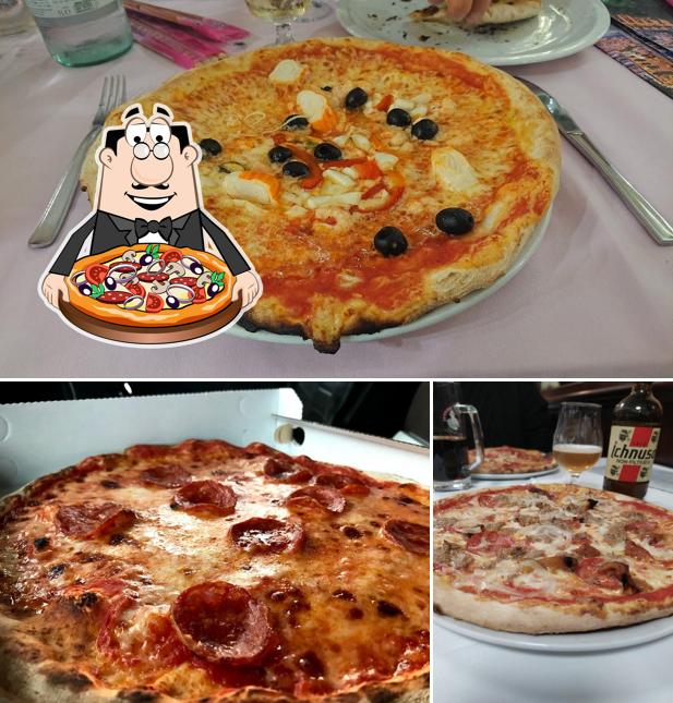 Prenditi una pizza a Ristorante Pizzeria Del Corso