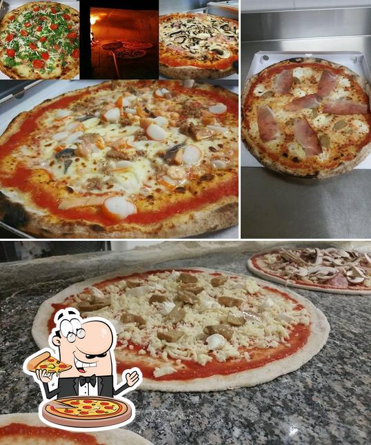 Scegli una pizza a Pizzeria Scacco Matto