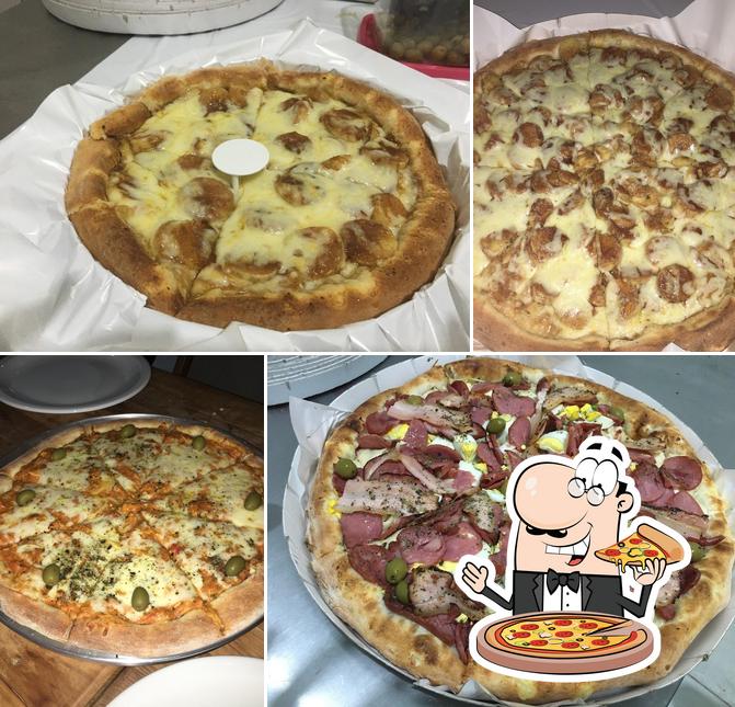 Peça diferentes tipos de pizza