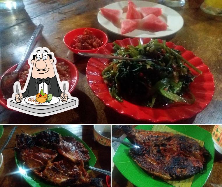 Warung Sukla Ikan Bakar Dekat Tower Restaurant Negara Restaurant