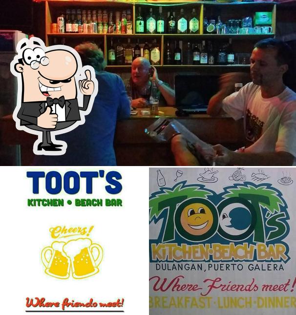 Toot's Kitchen Beach Bar, Puerto Galera - Restaurant reviews