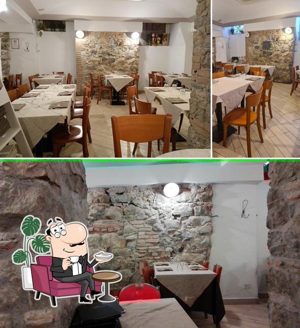 Gli interni di Pizzeria Club 64 Ristorante