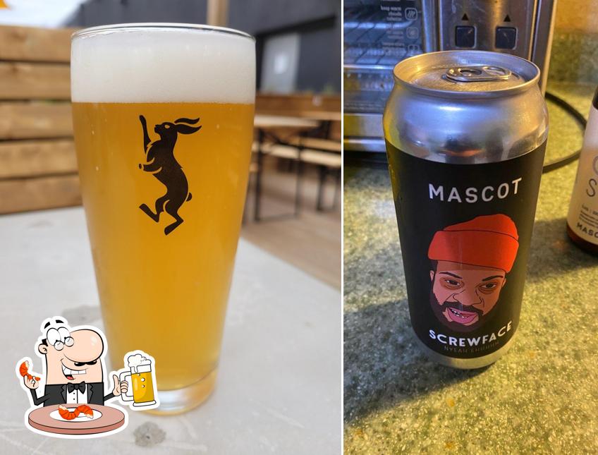 Mascot Brewery and Restaurant - Etobicoke propose une sélection de bières