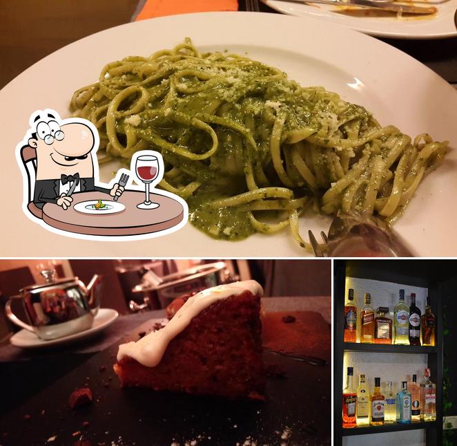 Это снимок, где изображены еда и пиво в Ristorante Pizzeria Fuoko