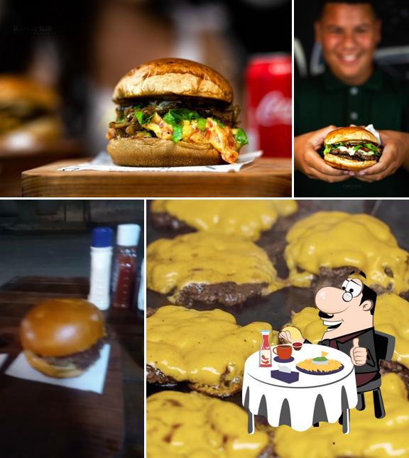 Experimente um hambúrguer no Smash Burger