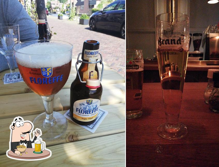 "Café Restaurant de Eendracht Maarssen" предлагает широкий выбор сортов пива