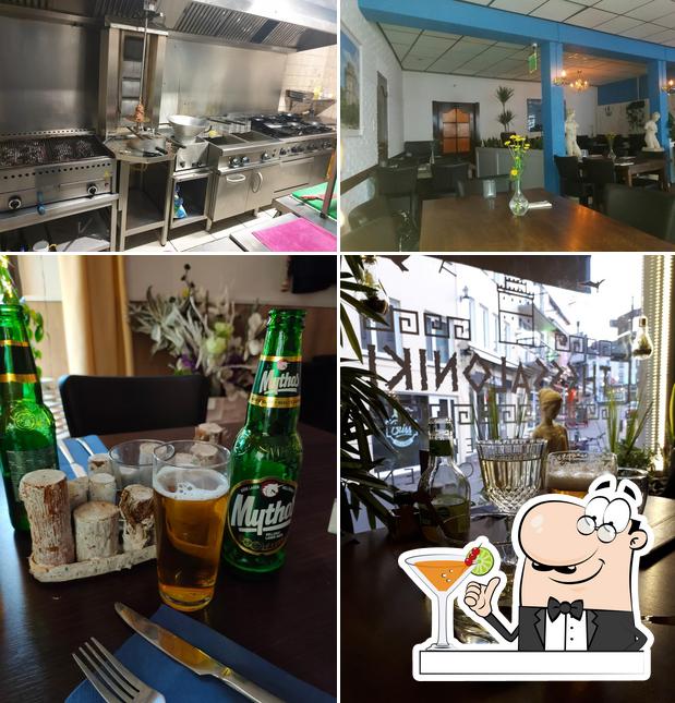 Mira las fotos que hay de bebida y interior en Grieks Restaurant Thessaloniki