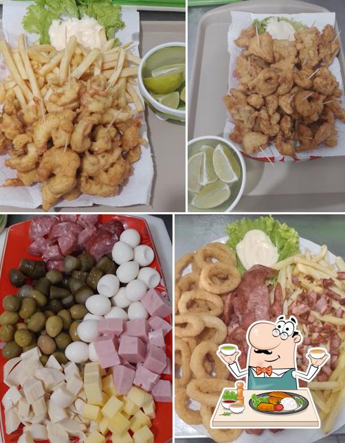 Batatas fritas em ESQUADRÃO DOS LANCHES E DOCES