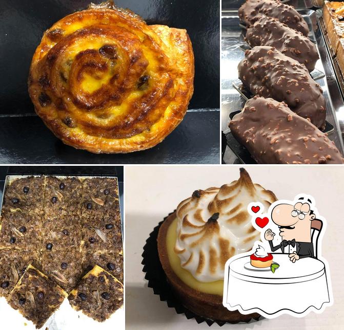 Le 31 Massena By Aux Amoureux Des Pains sert une éventail de desserts