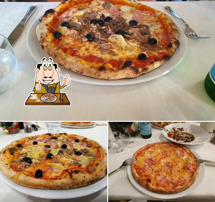 Commandez des pizzas à Osteria del Sole 180