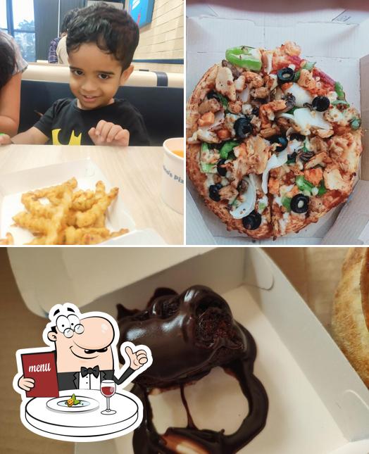 Food at Domino's Pizza Yashwant Nagar, Khopoli
