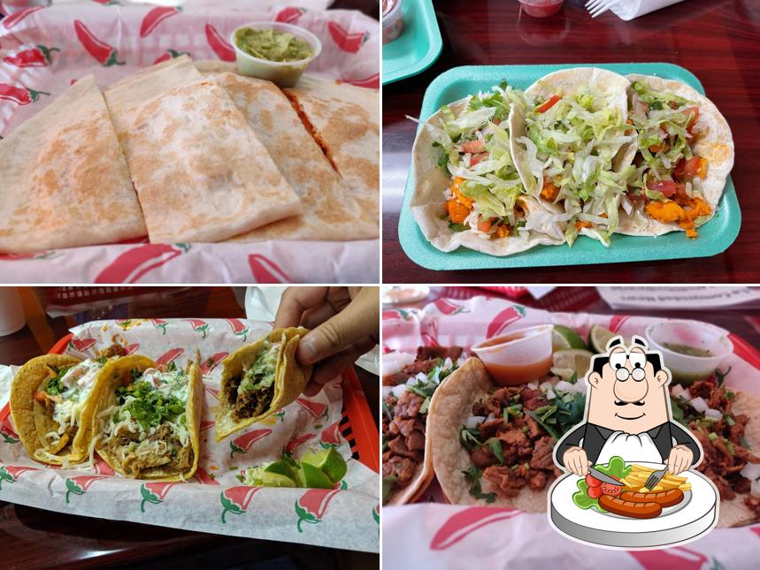 Блюда в "Habanero's Parilla Mexican Grill"