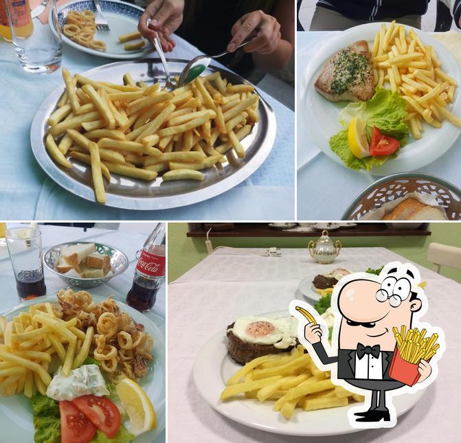 Dégustez des frites à Đardin