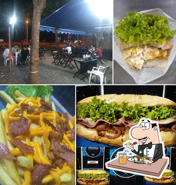 Platos en Embaixada Food Truck