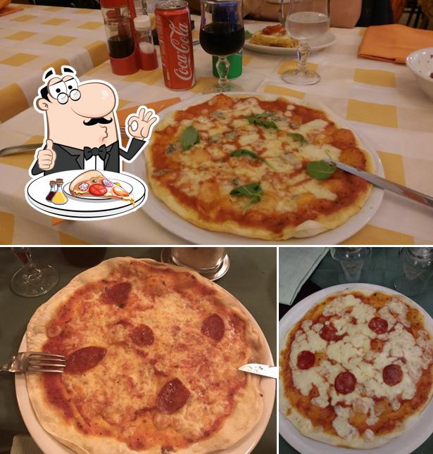 A Ristorante Pizzeria Remo, puoi prenderti una bella pizza