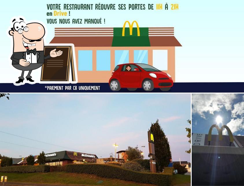 L'extérieur de McDonald's