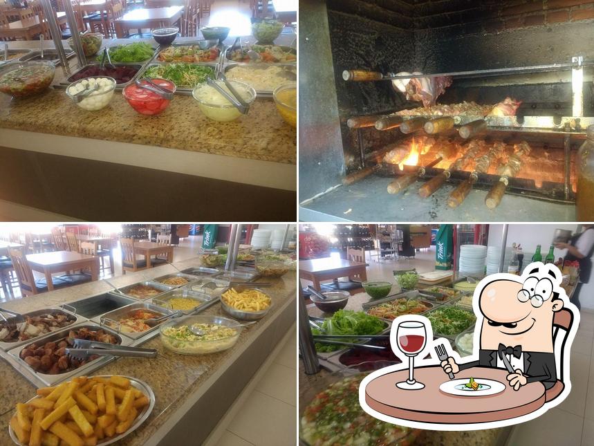 Comida em Churrascaria Santa Rita Santo Antônio da Platina PR