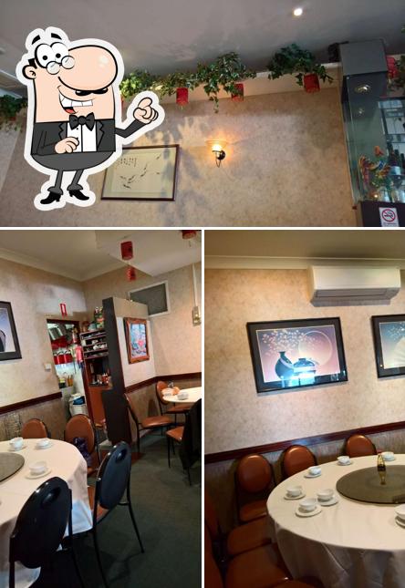 Check out how Double Bay Chinese Restaurant looks inside