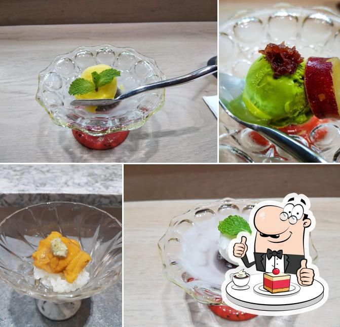 "Sandaime - Tsukiji Aozora Sandaime (Bangkok)" предлагает большое количество сладких блюд